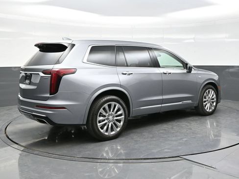 Certified 2024 Cadillac XT6 Premium Luxury w/ Technology Package AWD/4WD image 7