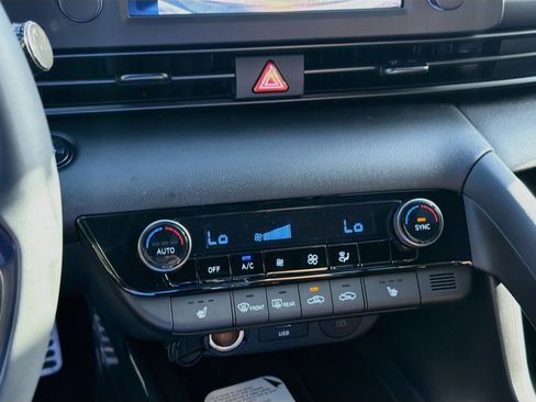 New 2026 Hyundai Elantra SEL Sport FWD image 12