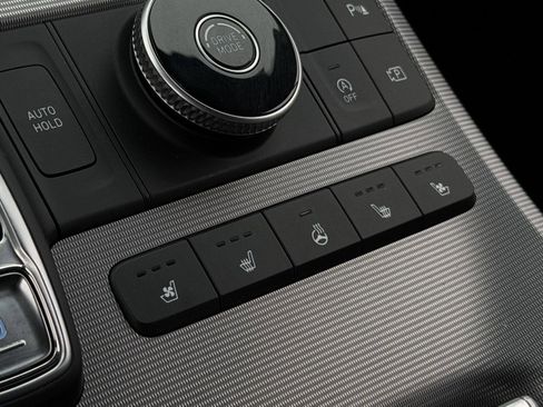 Used 2023 Hyundai Palisade Calligraphy image 17