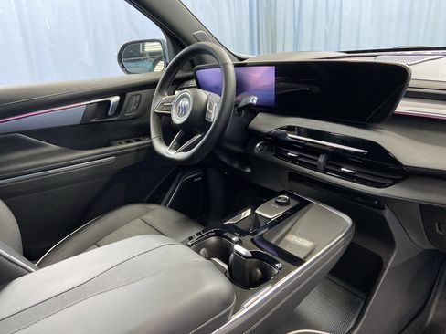 Used 2025 Buick Enclave Sport Touring image 51