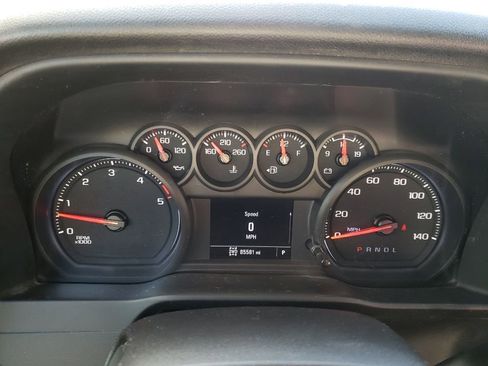 Used 2021 GMC Sierra 2500 4x4 Crew Cab w/ Gooseneck/5TH Wheel Package image 21