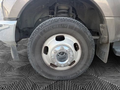 Used 2021 Ford F350 Lariat w/ Lariat Ultimate Package image 14