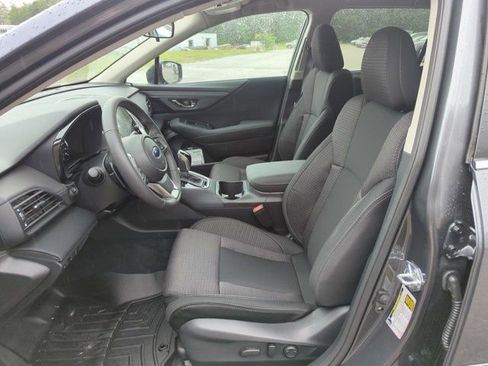 Used 2025 Subaru Outback Premium image 13
