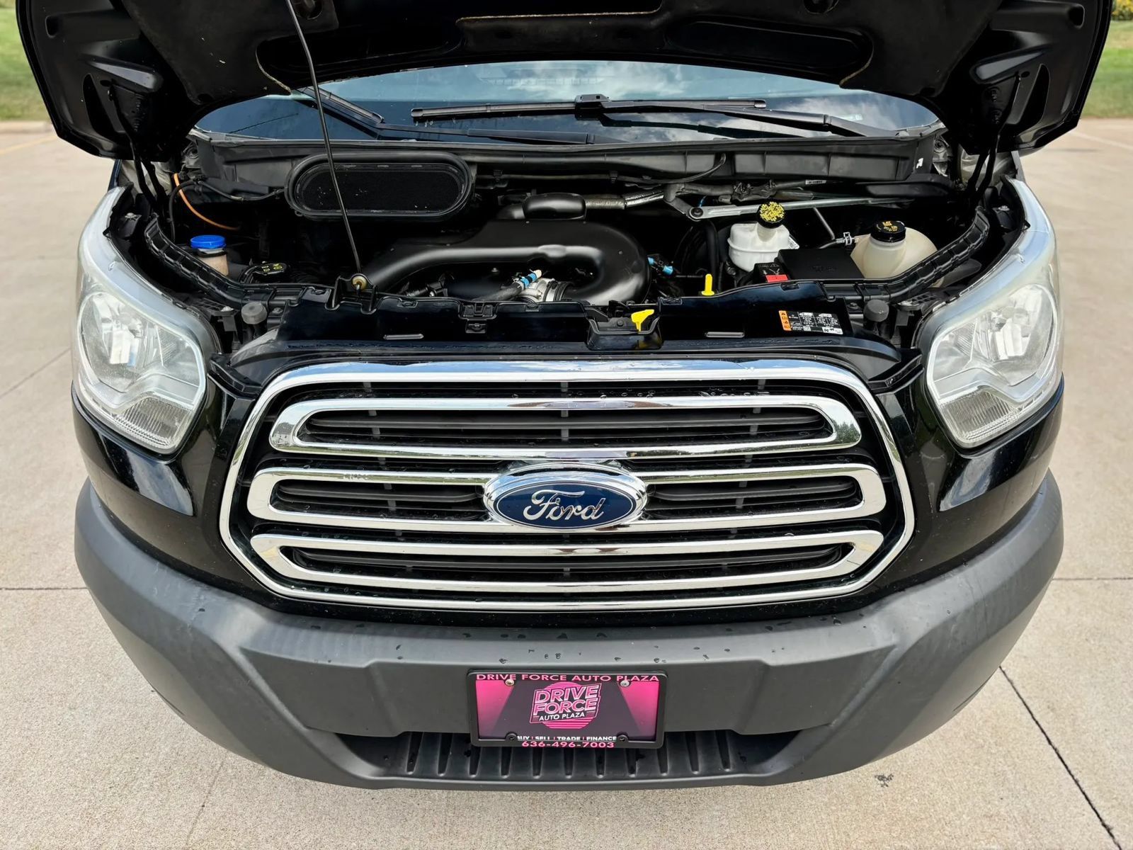 Used 2016 Ford Transit 350 XLT RWD image 12
