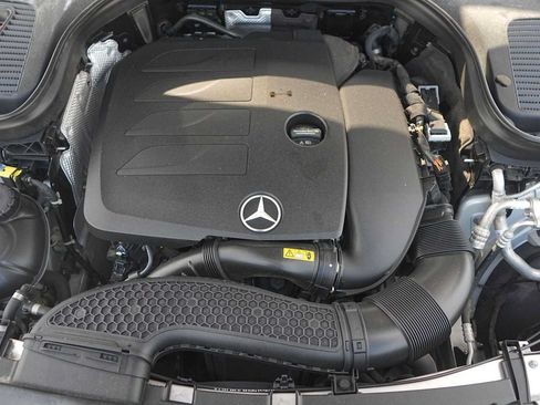 Used 2020 Mercedes-Benz GLC 300 4MATIC Coupe image 9