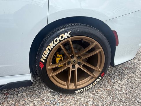 Used 2019 Dodge Charger R/T image 12