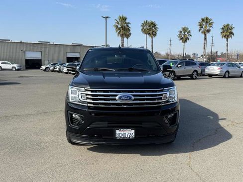 Used 2018 Ford Expedition Max XLT w/ Equipment Group 202A image 4