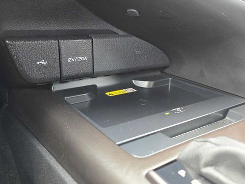 Used 2024 Toyota Camry XSE FWD image 36