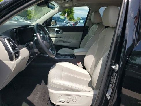 Used 2023 Kia Sorento SX FWD image 18