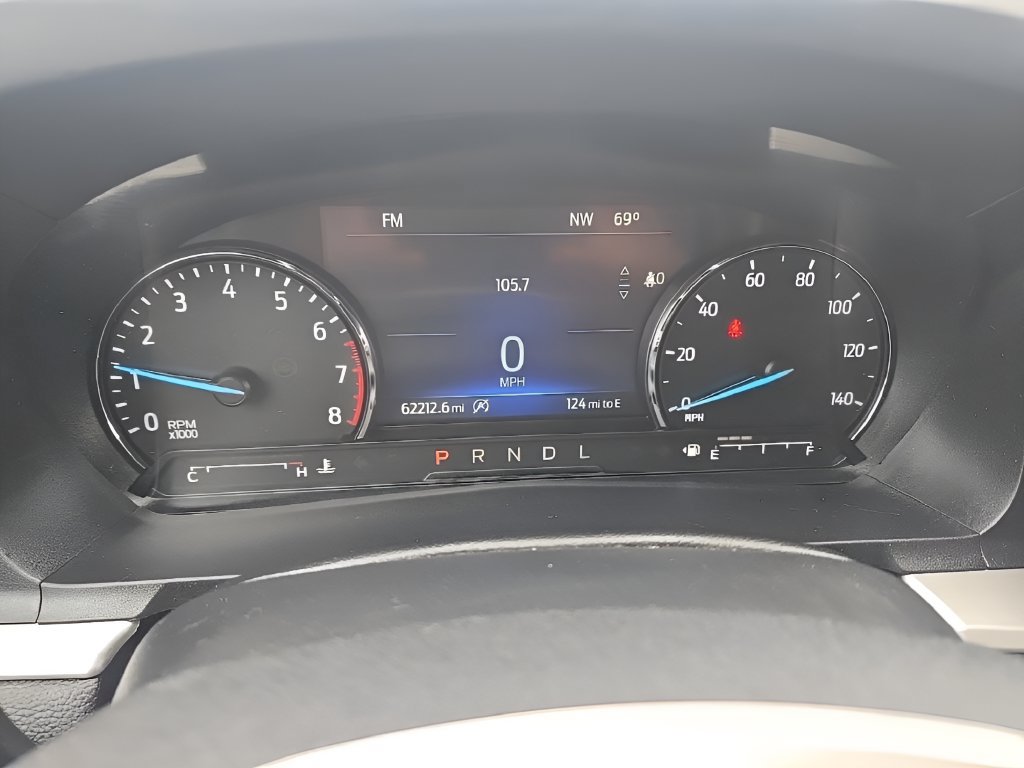 Used 2021 Ford Explorer XLT AWD/4WD image 26