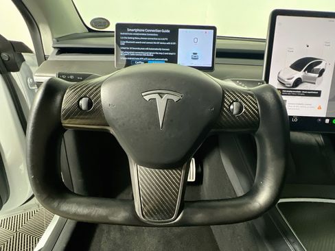 Used 2022 Tesla Model Y Performance AWD/4WD image 17
