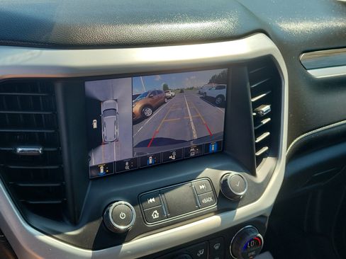 Used 2023 GMC Acadia SLT w/ Elevation Edition FWD image 27