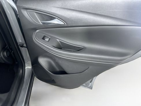 Used 2025 Buick Encore GX Preferred image 27