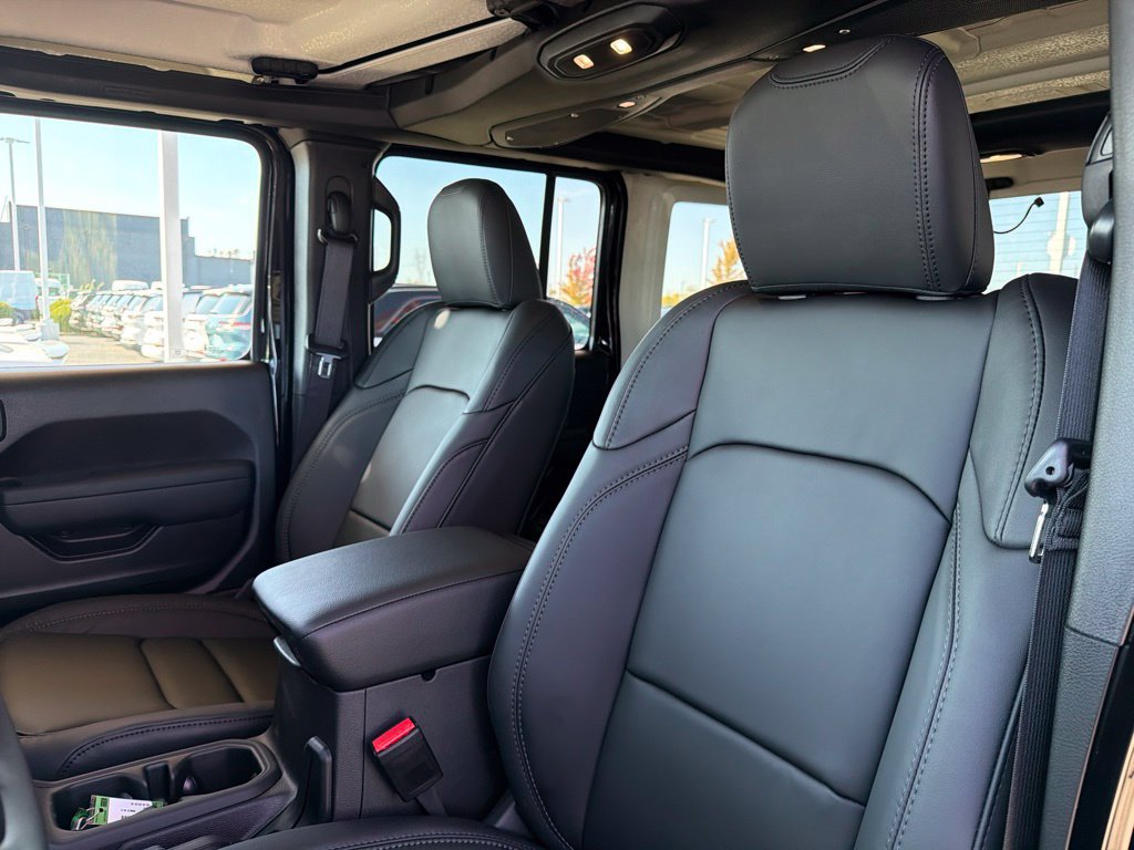 New 2027 Jeep Wrangler Unlimited Rubicon 392 AWD/4WD image 13