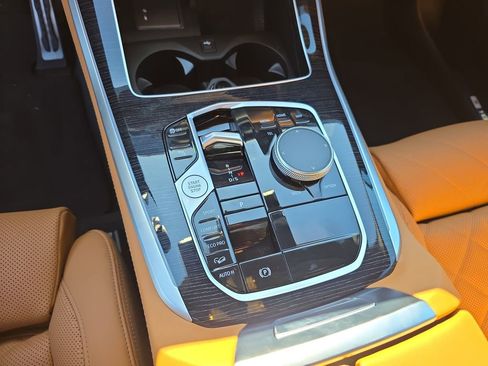 New 2026 BMW X5 M60i w/ Parking Assistance Package image 17