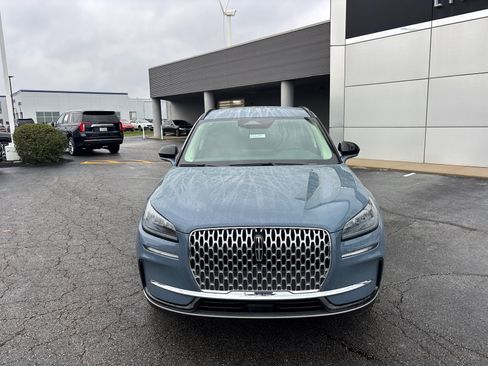 New 2026 Lincoln Corsair Premiere image 2