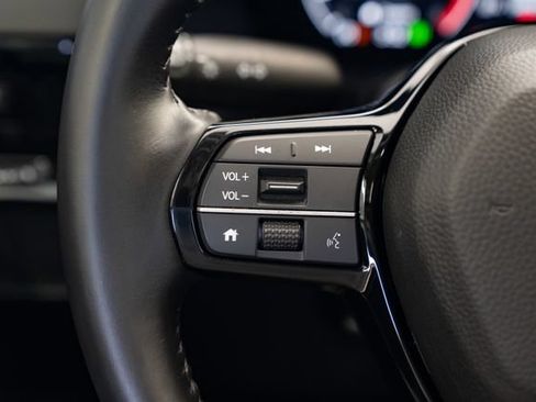 Used 2023 Honda CR-V EX-L image 16