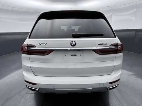 Used 2020 BMW X7 xDrive40i w/ Cold Weather Package AWD/4WD image 6