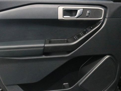 New 2025 Ford Explorer 4WD Police Interceptor image 9