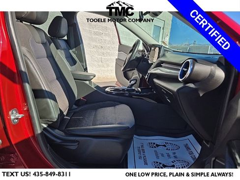 Used 2024 Chevrolet Trax LT w/ Driver Confidence Package image 31