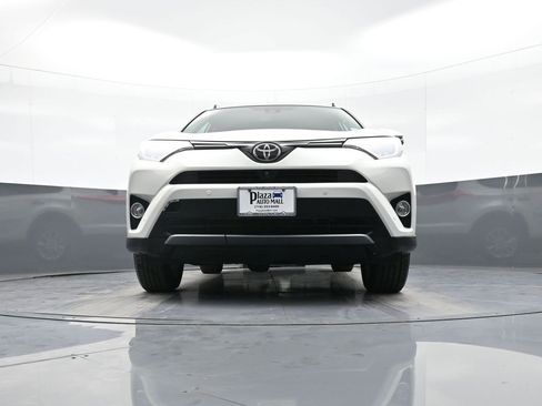 Certified 2018 Toyota RAV4 Limited image 27