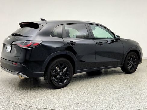 Used 2025 Honda HR-V Sport image 5