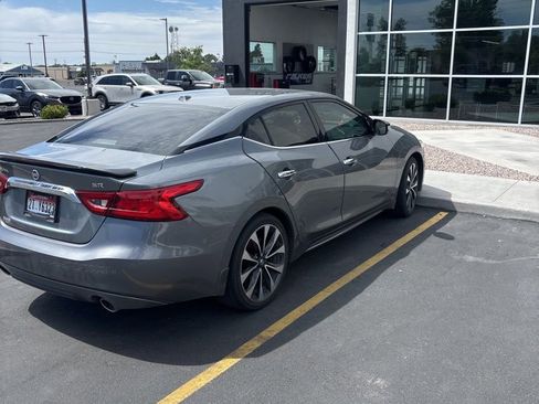 Used 2016 Nissan Maxima SR FWD image 4
