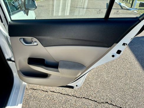 Used 2013 Honda Civic LX image 17