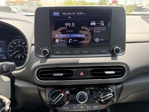 Used 2022 Hyundai Kona SE FWD image 17