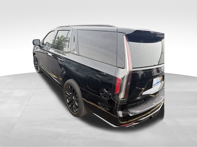 Used 2023 Cadillac Escalade Sport w/ LPO, ONYX Package AWD/4WD image 6
