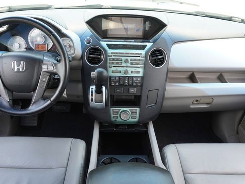 Used 2010 Honda Pilot Touring image 28