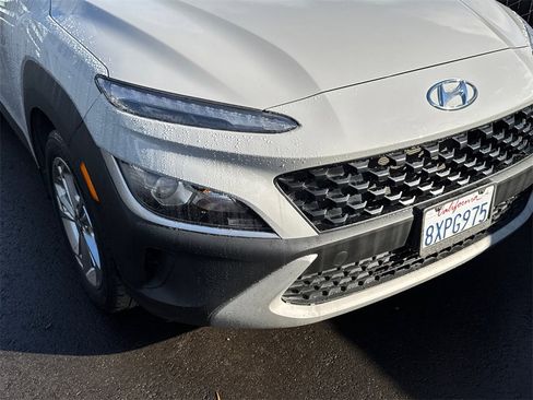 Used 2022 Hyundai Kona SEL image 13