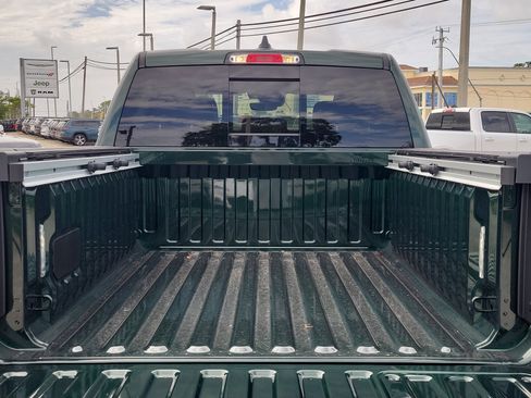 New 2026 RAM 1500 Laramie AWD/4WD image 10