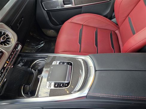Used 2025 Mercedes-Benz G 63 AMG 4MATIC image 23