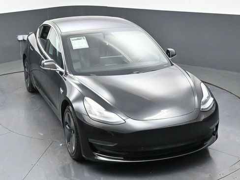 Used 2018 Tesla Model 3 Long Range image 45