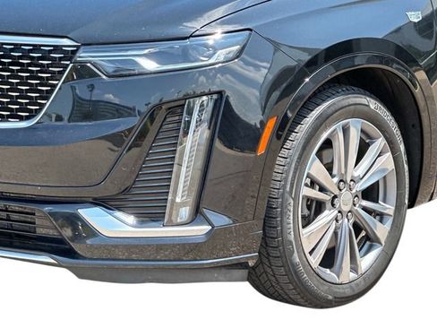 Used 2020 Cadillac XT6 Premium Luxury AWD/4WD image 7
