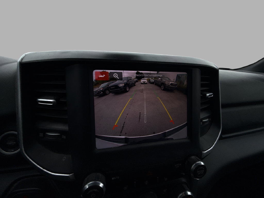 Used 2023 RAM 1500 4x4 Crew Cab image 27