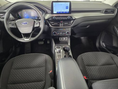 Used 2025 Ford Escape Active AWD/4WD image 18