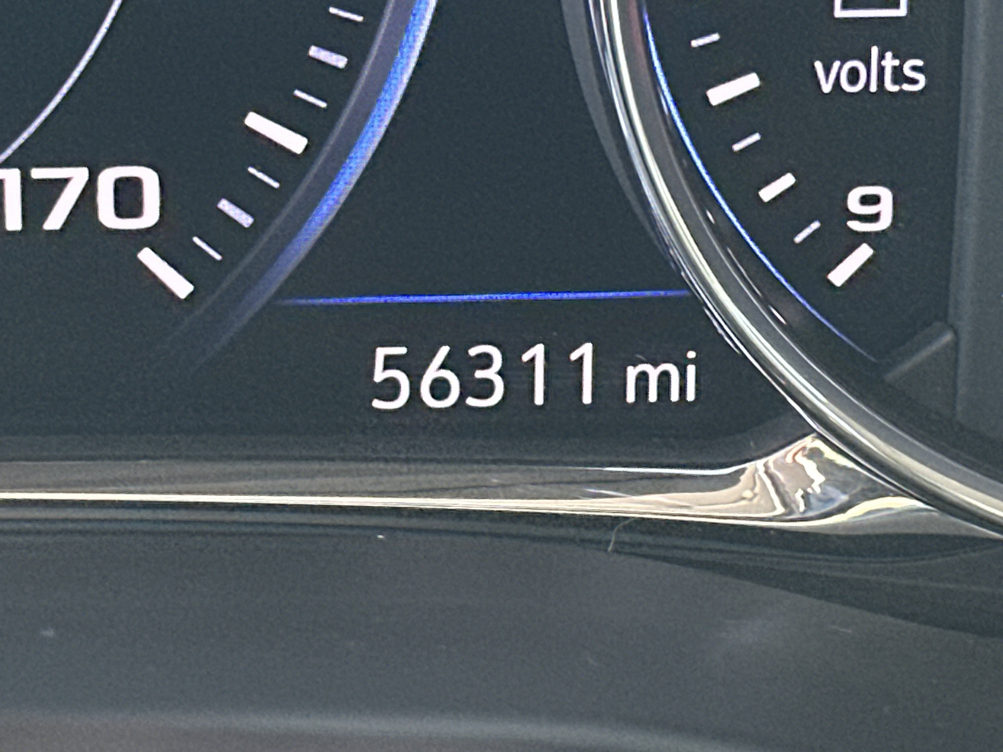 Used 2022 GMC Acadia SLT w/ Technology Package FWD image 29
