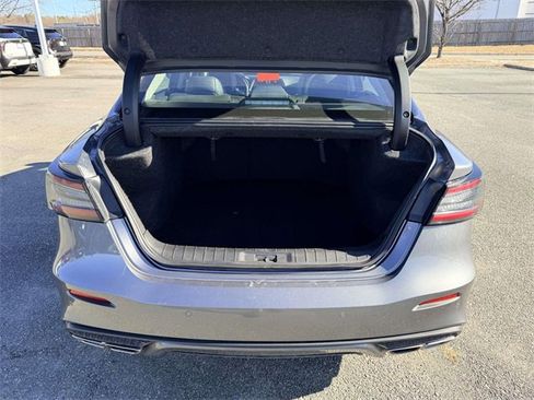 Used 2023 Nissan Maxima SL image 14