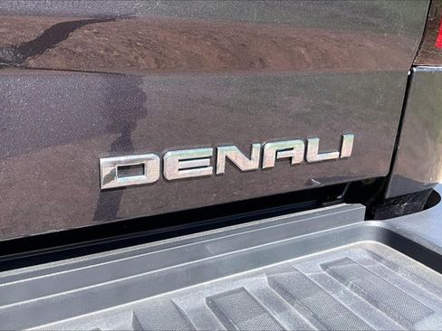 Used 2015 GMC Sierra 2500 Denali w/ Duramax Plus Package AWD/4WD image 22