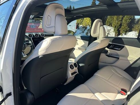 Used 2026 Mercedes-Benz GLC 300 4MATIC image 18