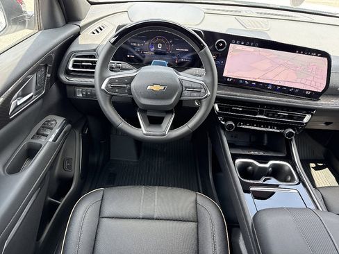 New 2026 Chevrolet Traverse High Country FWD image 18