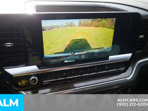 Used 2022 GMC Sierra 1500 Elevation w/ LPO, Elevation Black Package image 9