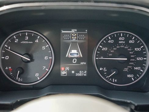 Certified 2025 Subaru Outback Premium image 26