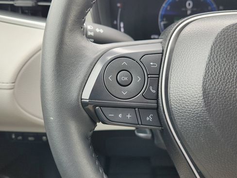 Used 2026 Toyota Corolla Cross LE w/ Moonroof Package FWD image 33