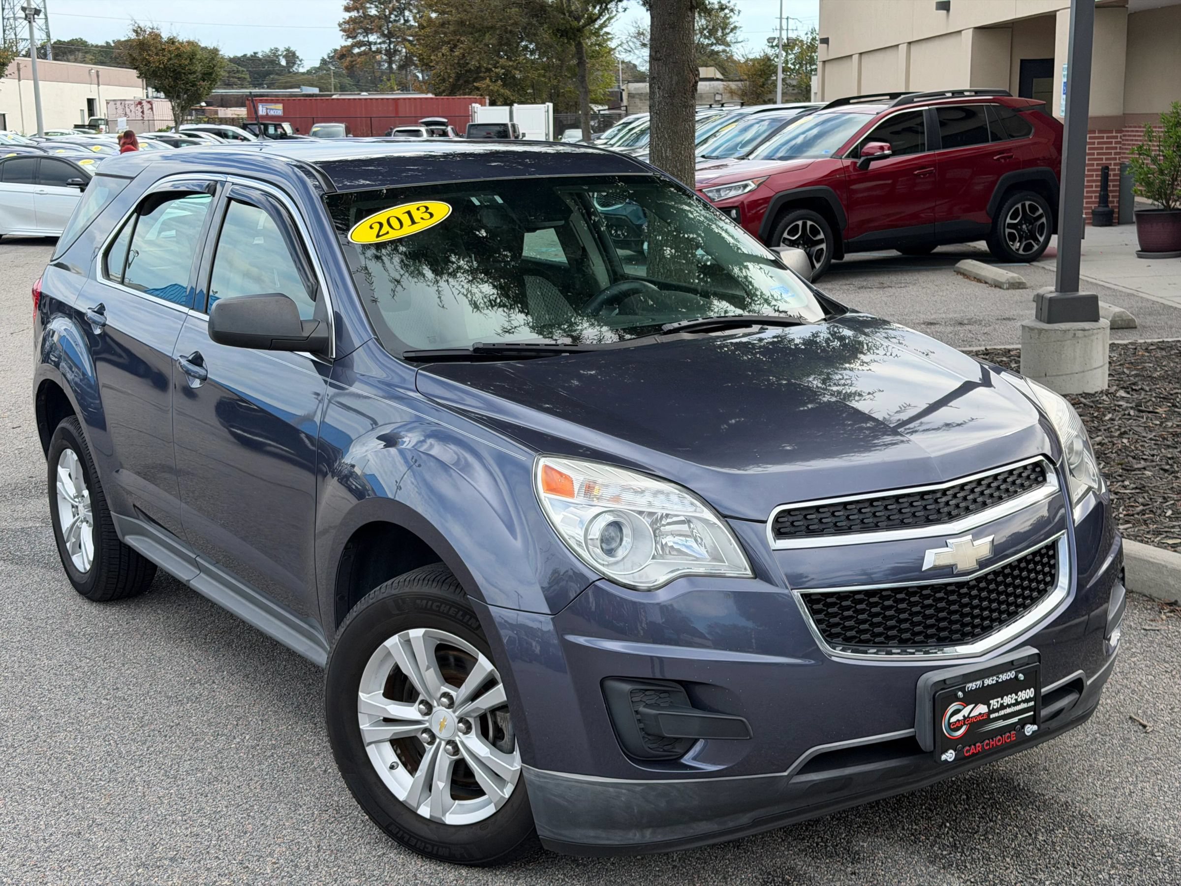 Used 2013 Chevrolet Equinox LS FWD image 2