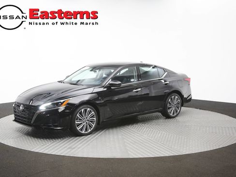 Used 2024 Nissan Altima 2.5 SL AWD/4WD image 52