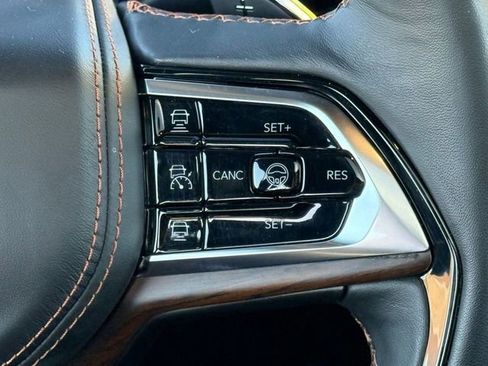 Used 2024 Jeep Grand Cherokee L Summit w/ Advanced Protech Group IV image 30