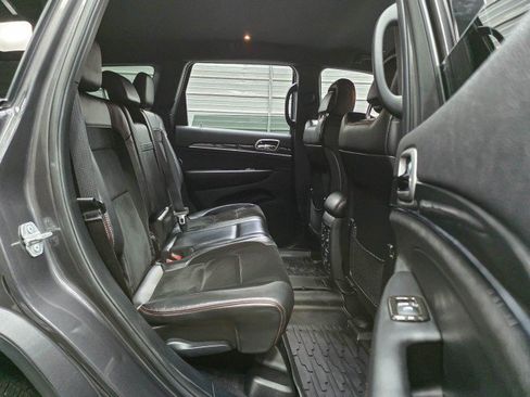 Used 2018 Jeep Grand Cherokee Trailhawk AWD/4WD image 18